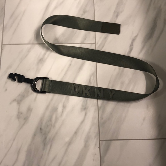 NWT Men’s DKNY Belt - Picture 2 of 4